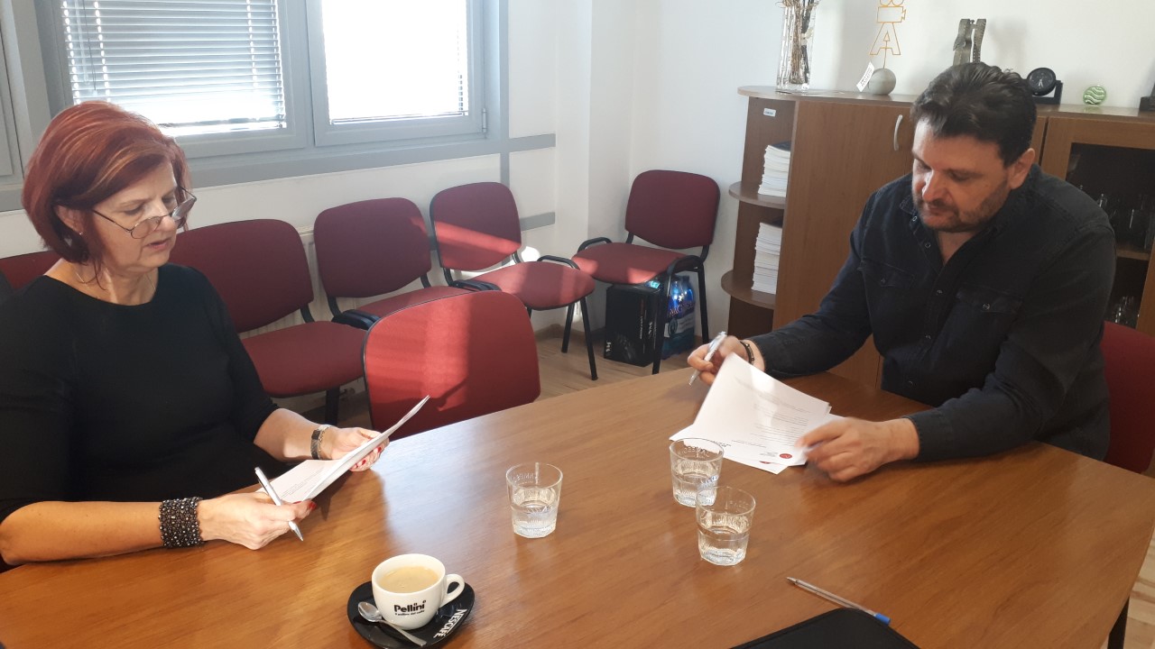 Memorandum o spolupráci s Bábkovým divadlom na Rázcestí v Banskej Bystrici — fotografia 2